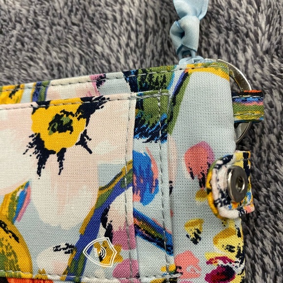 Vera Bradley Sea Air Floral RFID Deluxe Zip ID Case & Matching Lanyard - Picture 12 of 16
